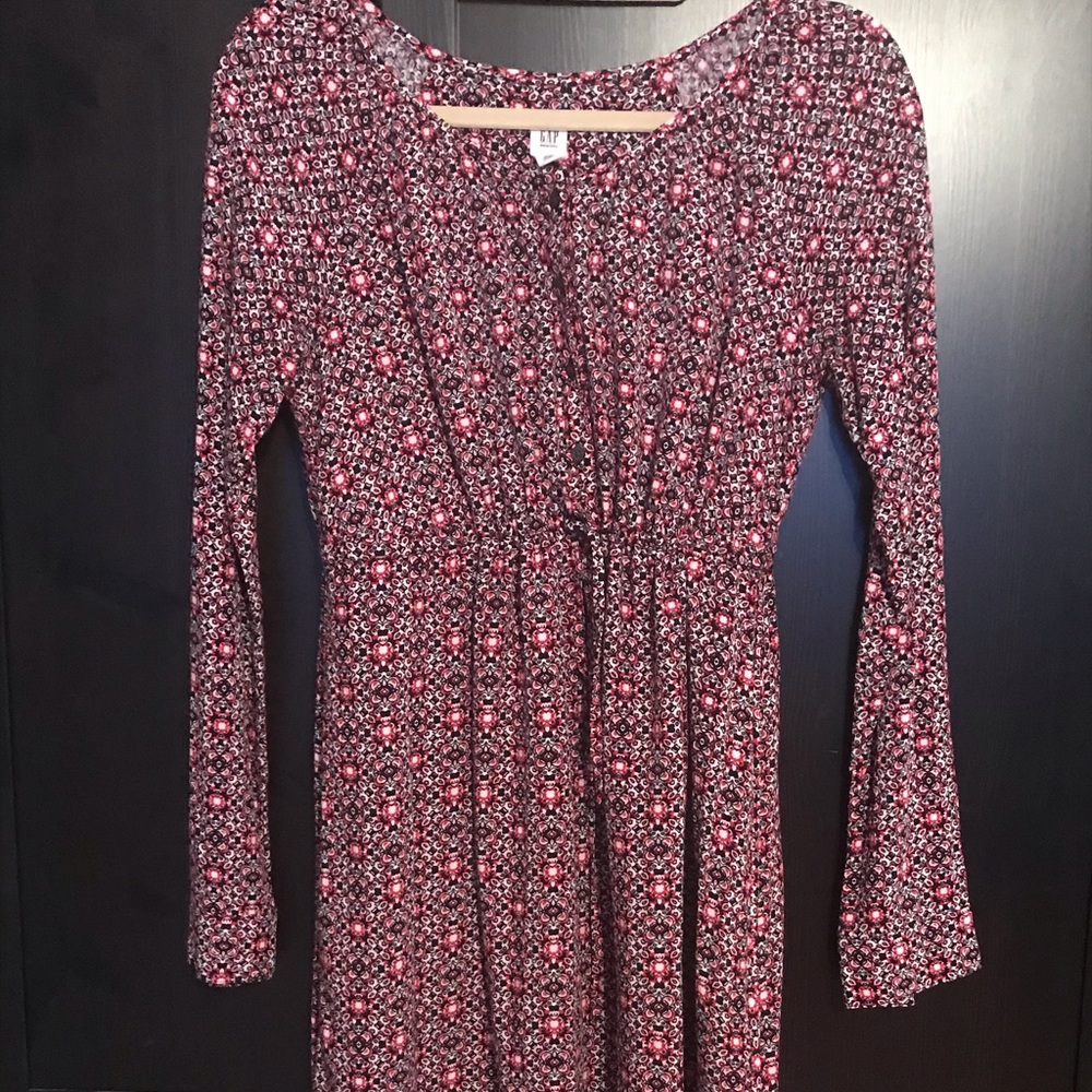 Gap maternity dress.